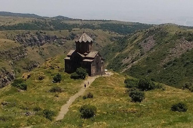 Amberd (Saghmosavank,Armenian alphbet monument) - Exploring Amberd Fortress and Vahramashen Church
