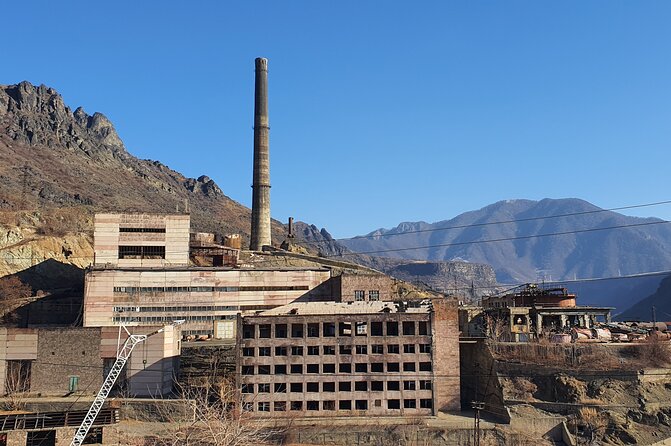 Armenian Treasures: Tbilisi to Lake Sevan & Haghpat - Crossing the border from Tbilisi