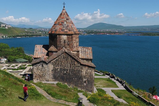 Best of Armenia: private 2-3 days tour to Yerevan w/ family lunch - Why this is one of the easiest Armenia trips from Tbilisi