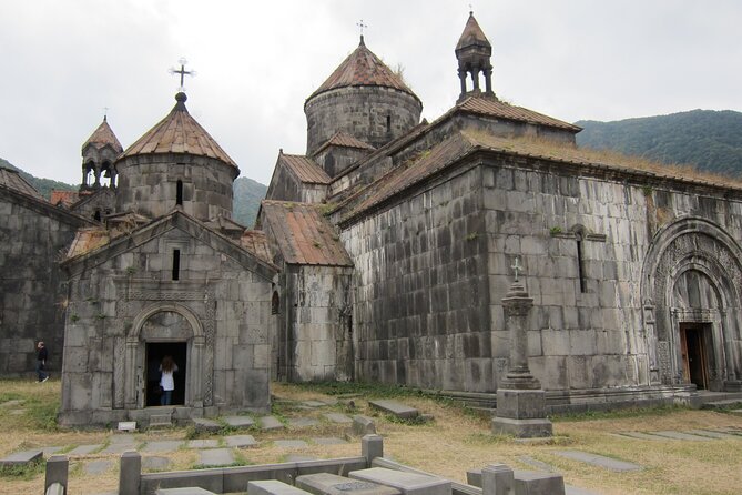 Discover Armenia: Tbilisi-Haghpat-Dilijan-Sevan-Yerevan-Tbilisi - The 7 a.m. departure and the border crossing