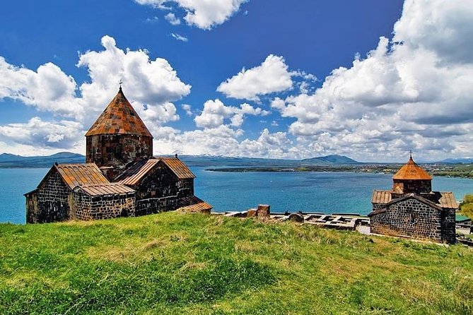 Discover Armenia: Tbilisi-Haghpat-Dilijan-Sevan-Yerevan-Tbilisi - Yerevan’s high viewpoint at Mother Armenia