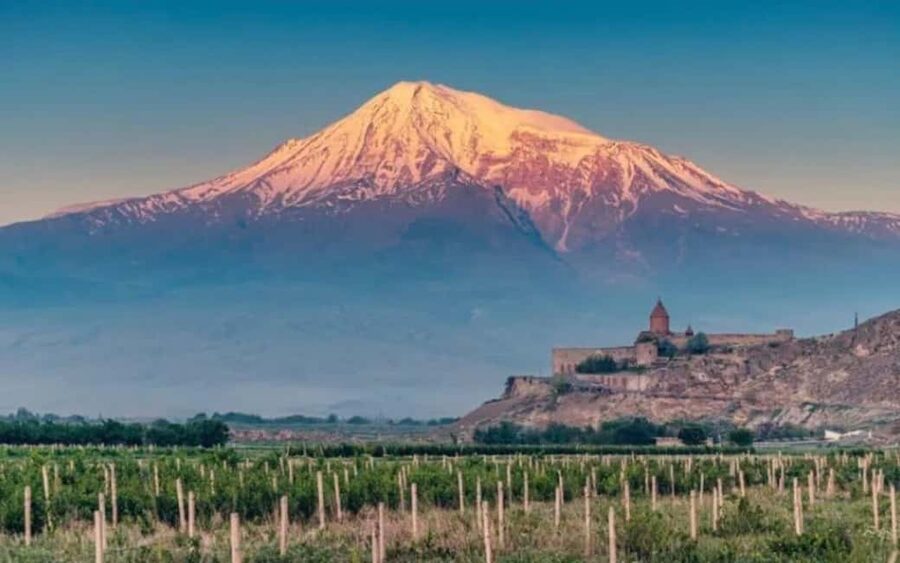 Enjoy 4 Day Private Tour in Armenia From Yerevan - Day 1: Khor Virap, Birds’ Cave, and Noravank