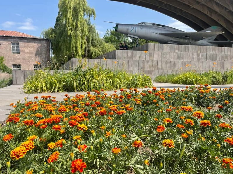From Tbilisi: Day Trip to Armenia Including Homemade Lunch - Border crossings and the long ride home
