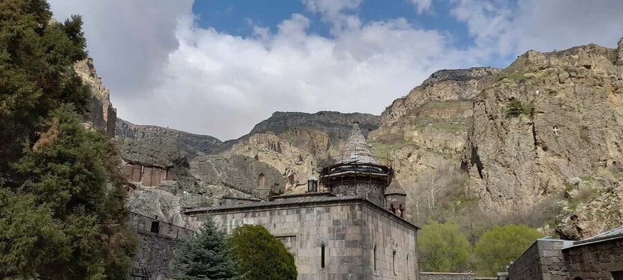 From Yerevan: 6 Most Instagramable Armenian Sights Day Trip - Geghard Monastery and Azat Canyon