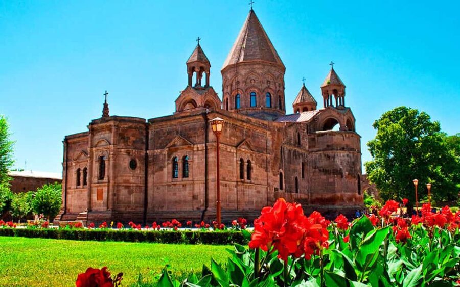 From Yerevan: Echmiadzin cathedral and Zvartnots temple - Why this Yerevan day trip matters