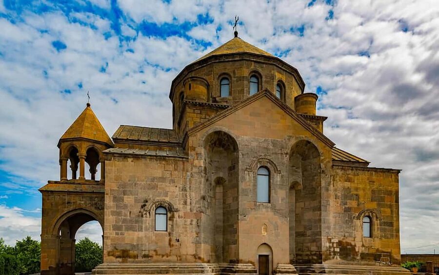 From Yerevan: Echmiadzin cathedral and Zvartnots temple - Guide or driver only?
