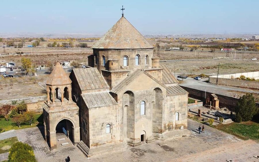 From Yerevan: Echmiadzin cathedral and Zvartnots temple - Lunch, timing, and small practical details