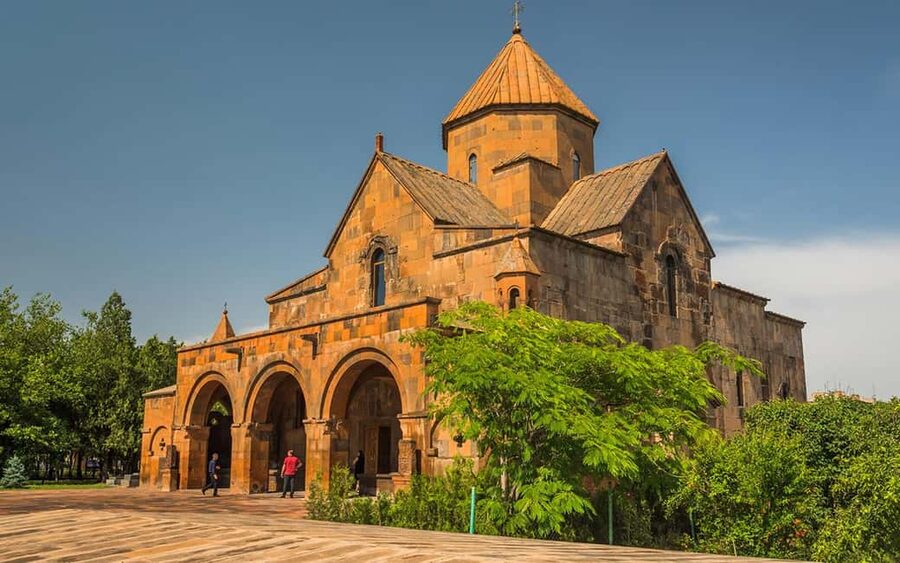 From Yerevan: Echmiadzin cathedral and Zvartnots temple - Echmiadzin Cathedral, Armenia’s spiritual center