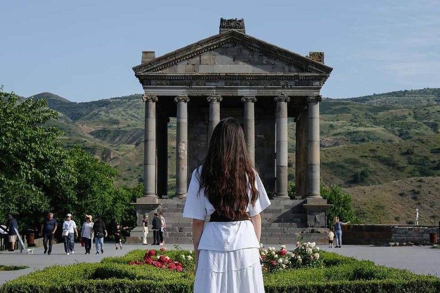 Garni & Geghard Small-Group Day Trip with Lavash Baking - Garni Temple, Armenia’s classical surprise