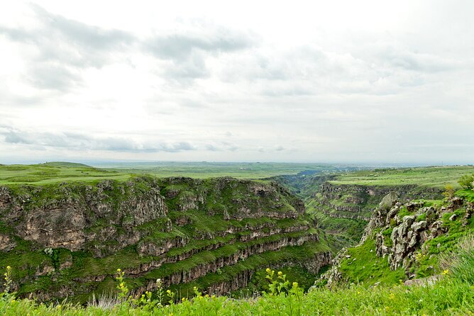 Group Tour: Hovhannavank, Saghmosavank, Chocolate House, Aghtsk - What the $29 price really covers