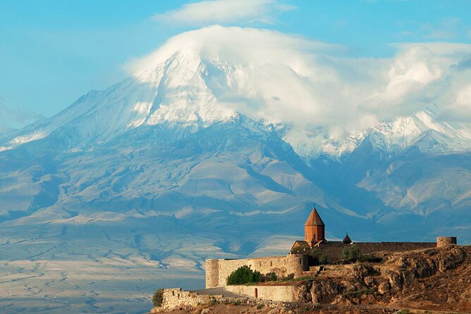 Group Tour: Khor Virap, Garni temple, Geghard, Lavash baking - Key points at a glance