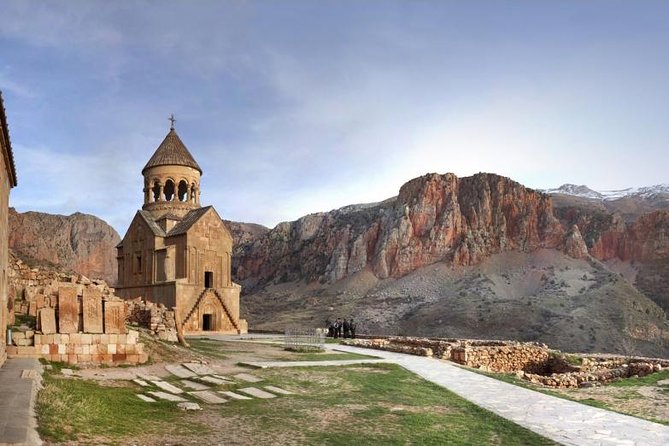 Group tour: Khor Virap, Noravank, Areni Winery and Cave - Noravank among the red cliffs
