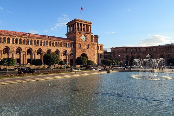 Group Tour: Sightseeing and walking tour in Yerevan - The Cascade and Cafesjian art