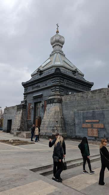 Gyumri: Private Guided Walking Tour By A Local Guide - Stories, humor, and the character of Gyumri