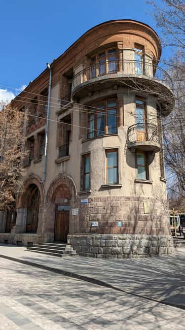 Gyumri: Private Guided Walking Tour By A Local Guide - Who will get the most from this Gyumri tour