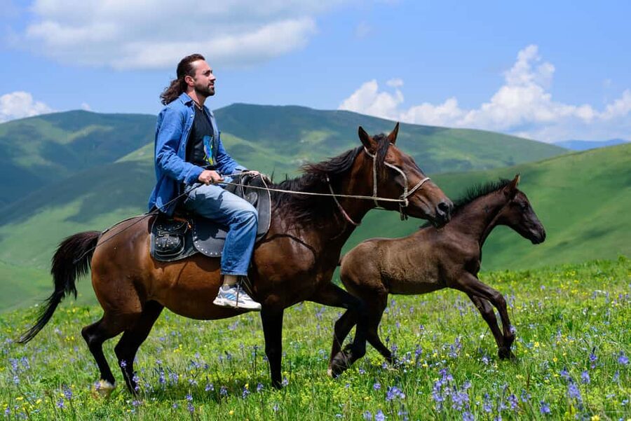 Horseback Adventure in Armenia’s Highland Pastures - Starting at Yerivar Guest House in Semyonovka