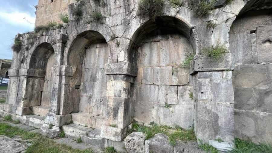 Khor Virap, Areni, Noravank, Tatev (ropeway) Self-Guided - Areni wine country and Armenia’s ancient wine tradition