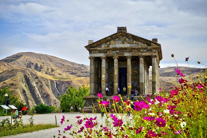 Khor Virap, Azat Reservoir, Garni & Geghard Small-Group Day Trip - The lavash baking class and local gata