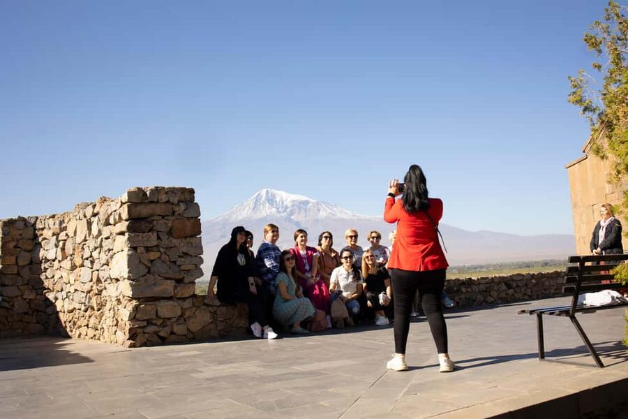 Khor Virap, Noravank and Birds' Cave Trip with Wine Tasting - The vans, guides and group size