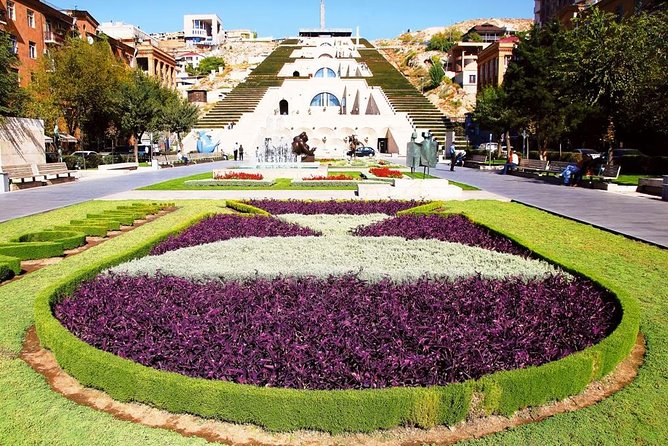 Private sightseeing and walking tour in Yerevan - A useful first morning in Yerevan