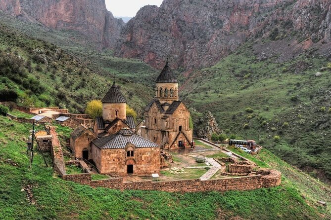 Private Tour: Discover Armenia - Khor Virap, Areni, and Noravank in the south