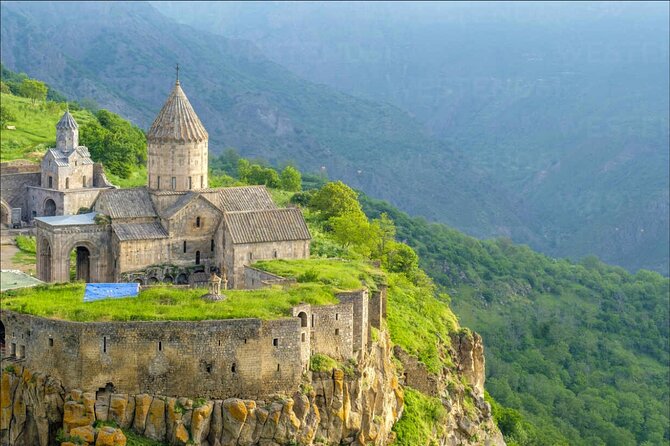 Private tour Jermuk, waterfall, Tatev Monastery and TaTev Ropeway - Jermuk Waterfall and the Mermaid Hair effect