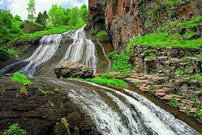 Private tour Jermuk, waterfall, Tatev Monastery and TaTev Ropeway - The long road to Tatev