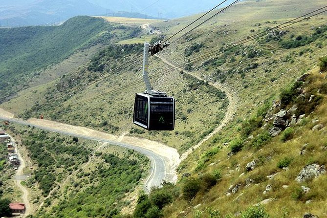 Private Tour to Areni winery, Tatev (ropeway), Khndzoresk (cave city) - Old Khndzoresk and its carved caves