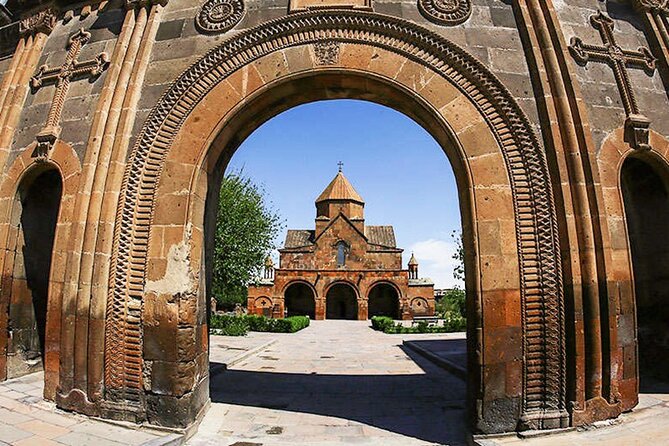 Private Tour to Echmiadzin,St.Hripsime & Gayane Churches, Zvartnots Temple - How the seven-hour schedule works
