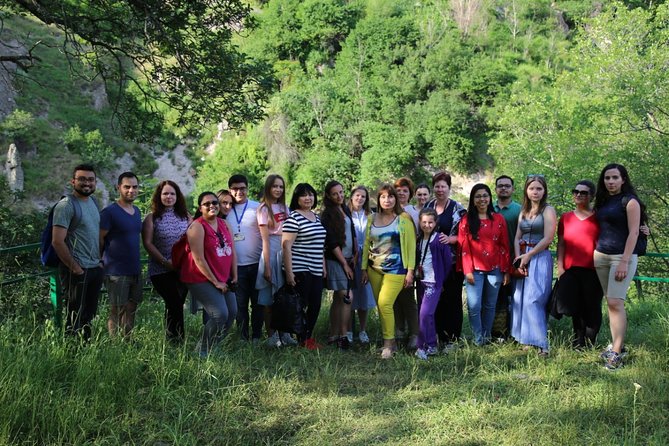 Private tour to Hin Areni winery, Tatev monastery & ropeway, Khndzoresk caves - Who should choose this tour