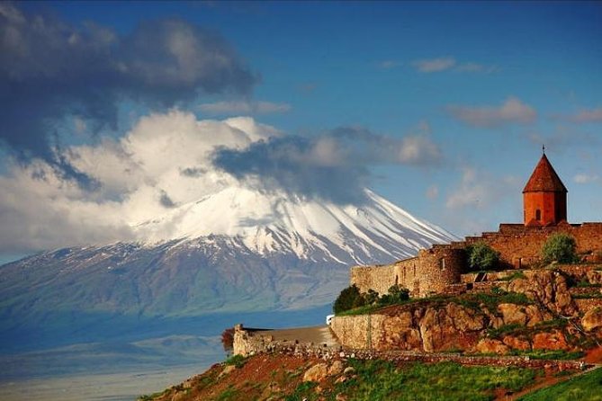 Private tour to Khor Virap, Ararat view - Arriving before Mount Ararat