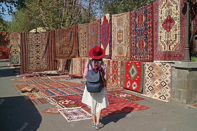 PRIVATE TOUR: Yerevan sightseeing city tour & Garni Temple - Charents Arch and the road toward Garni