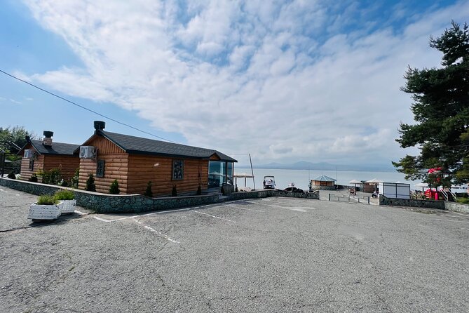 Private Yerevan ↔ Tbilisi Transfer with Scenic Lake Sevan Stop - Wi-Fi, water, and an air-conditioned car