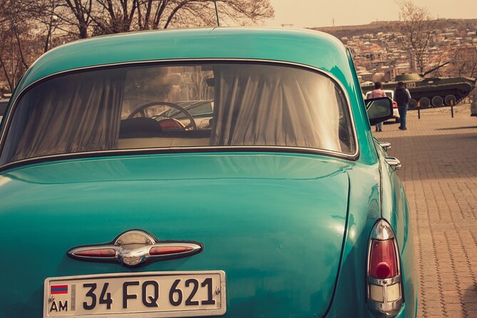 Retro KGB Tour: A Volga 21 Adventure in Yerevan's Soviet Past with photography - Victory Park and Mother Armenia