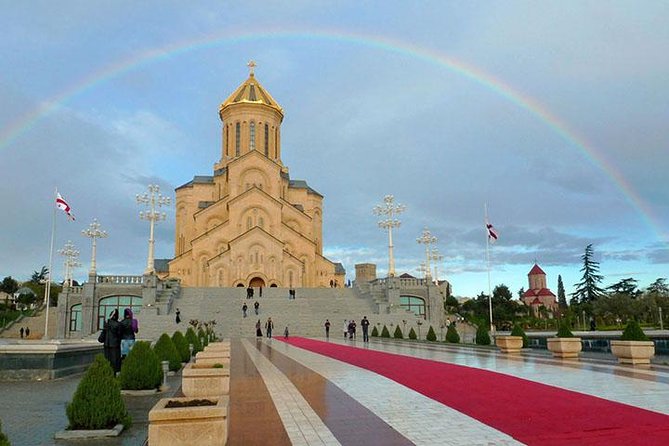Tbilisi transfer with stops in Haghpat, Sanahin to or from Yerevan - A realistic view of the itinerary