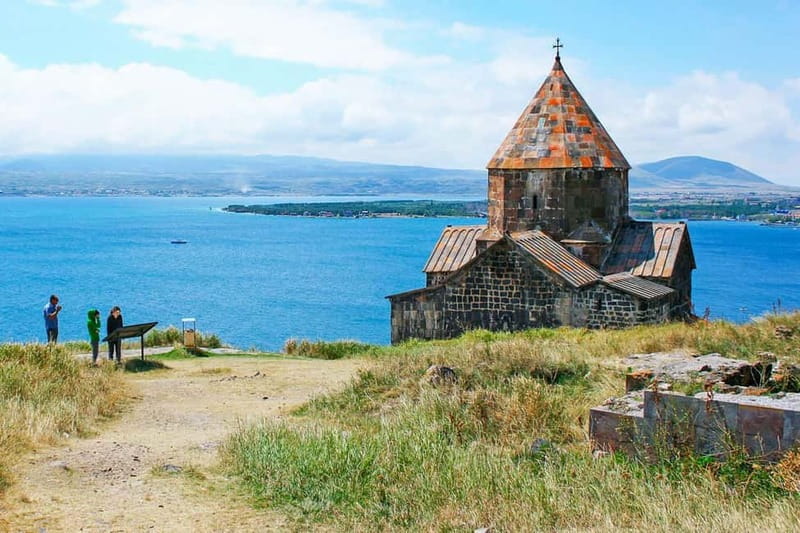 Tour Transfer to/from Tbilisi with Lake Sevan & Wine tasting - Key points at a glance