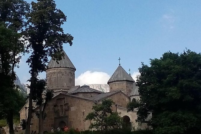 Transfer from Yerevan to Tbilisi with 2 sightseeing stops - Is $200 good value for up to three people?