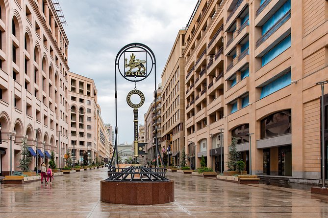 Transfer Zvartnots Airport To City Yerevan - The driver’s role during the ride