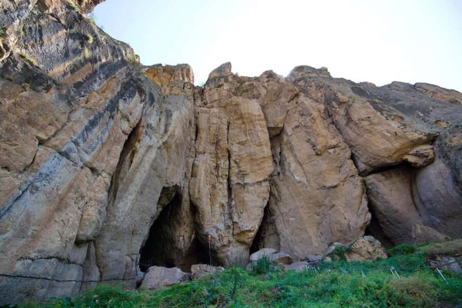 Wine tour Areni Noravank Khor Virap Areni cave - Khor Virap and the view of Mount Ararat
