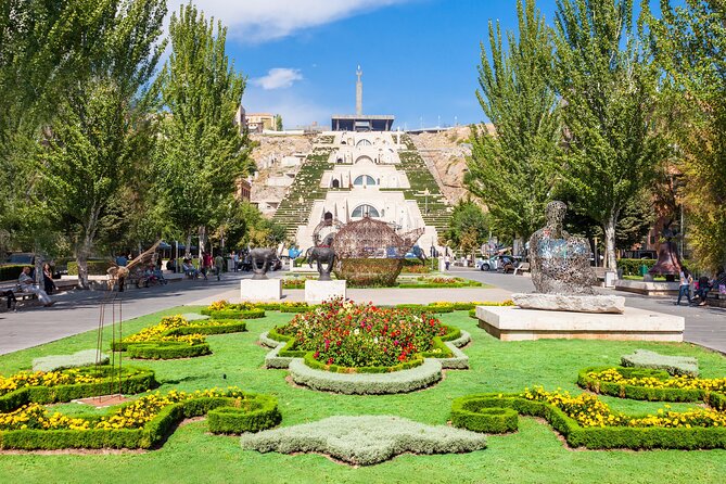 Yerevan: Private Sightseeing Tour - Cascade, the stairway through Yerevan