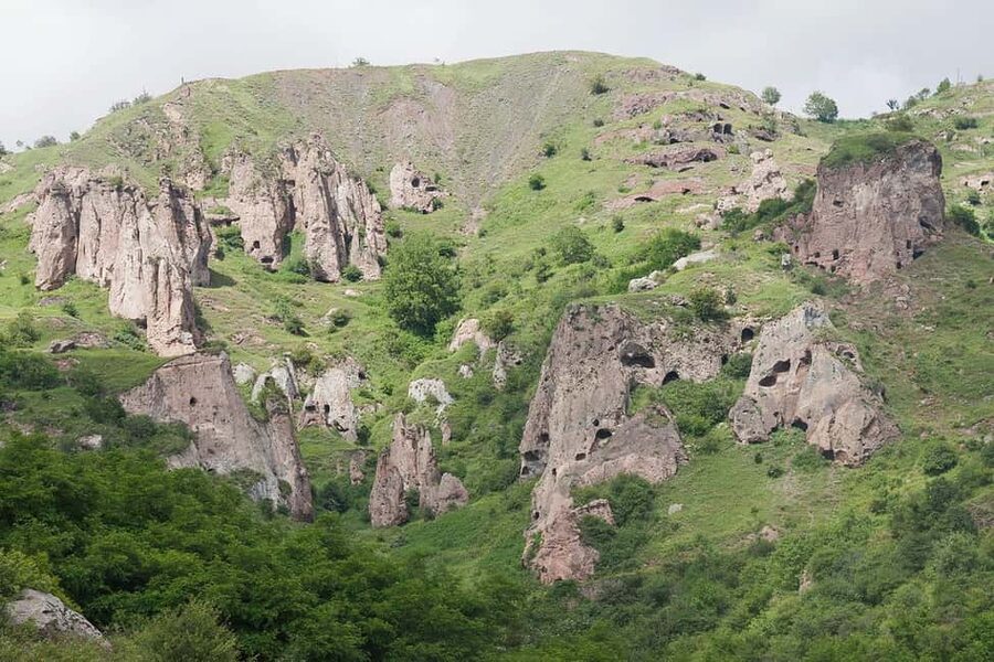 Yerevan: Tour of Tatev, Kndzoresk, Shaki Waterfall and Areni - Riding the Wings of Tatev