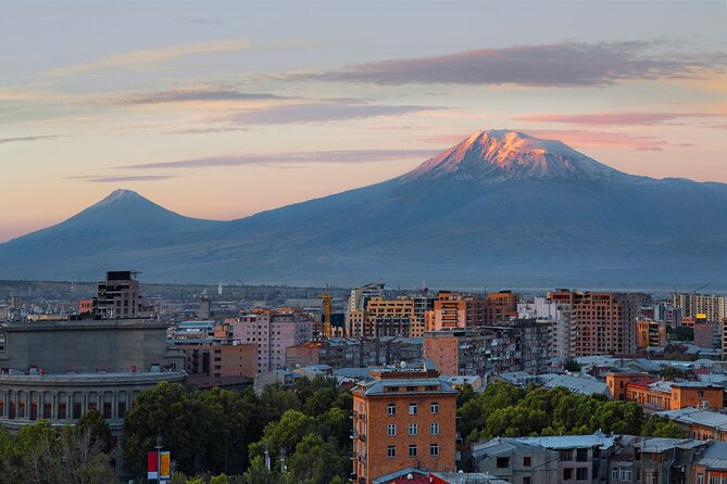 Yerevan Walking Tour - Martiros Saryan Park and Armenian art in the open air
